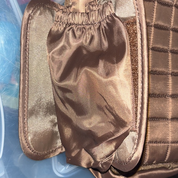 Lug - Picture 11 of 15